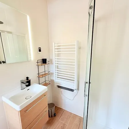 Apartment Du Pretor - Climatisation & Parking Inclus *